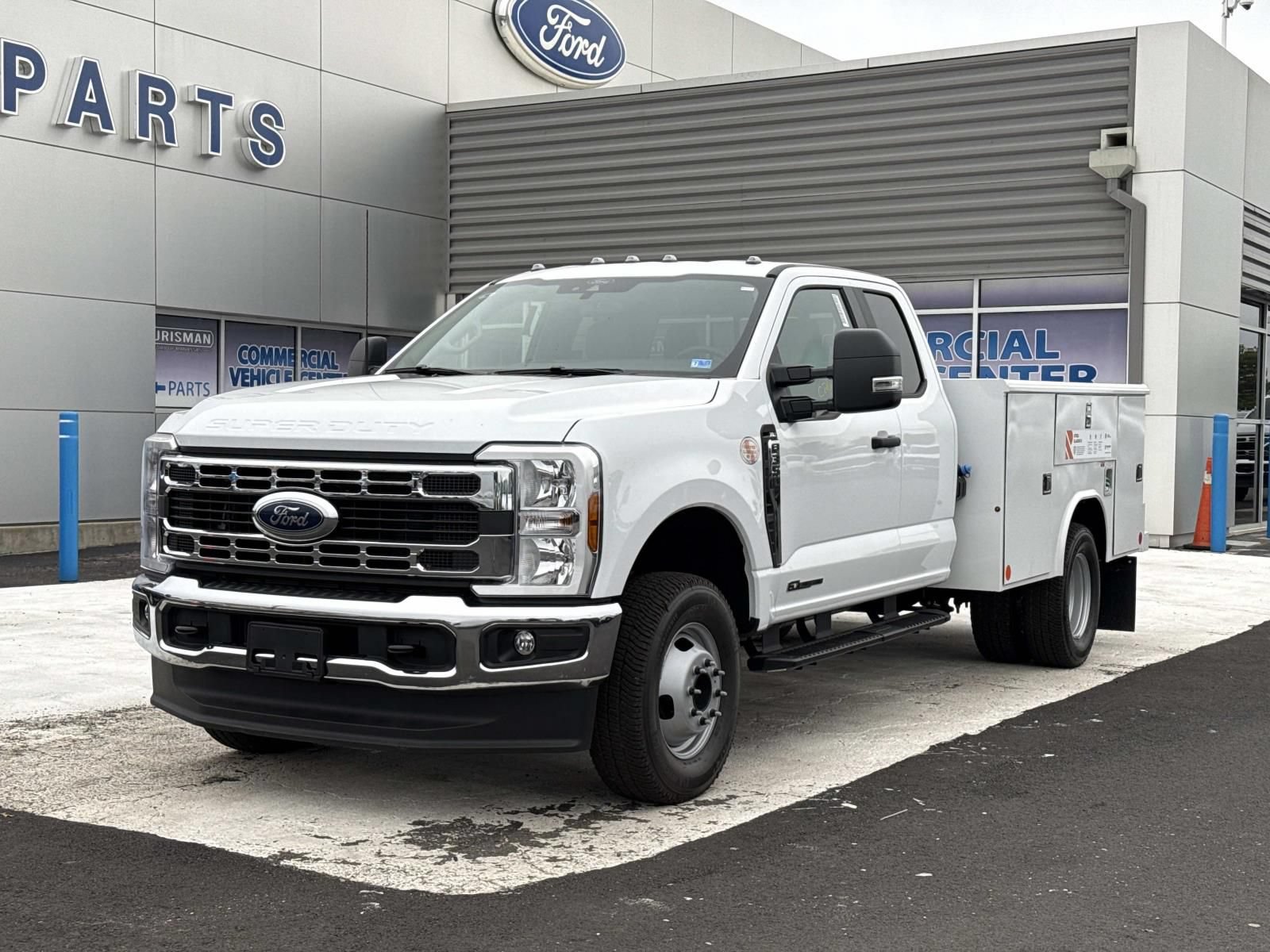New 2026 Ford F350 XL w/ XL Chrome Package AWD/4WD image 7