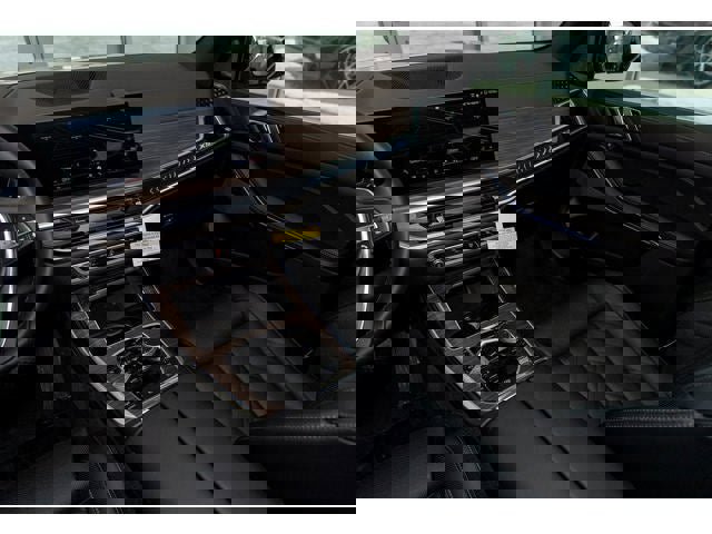 New 2026 BMW X5 xDrive50e w/ Premium Package image 77