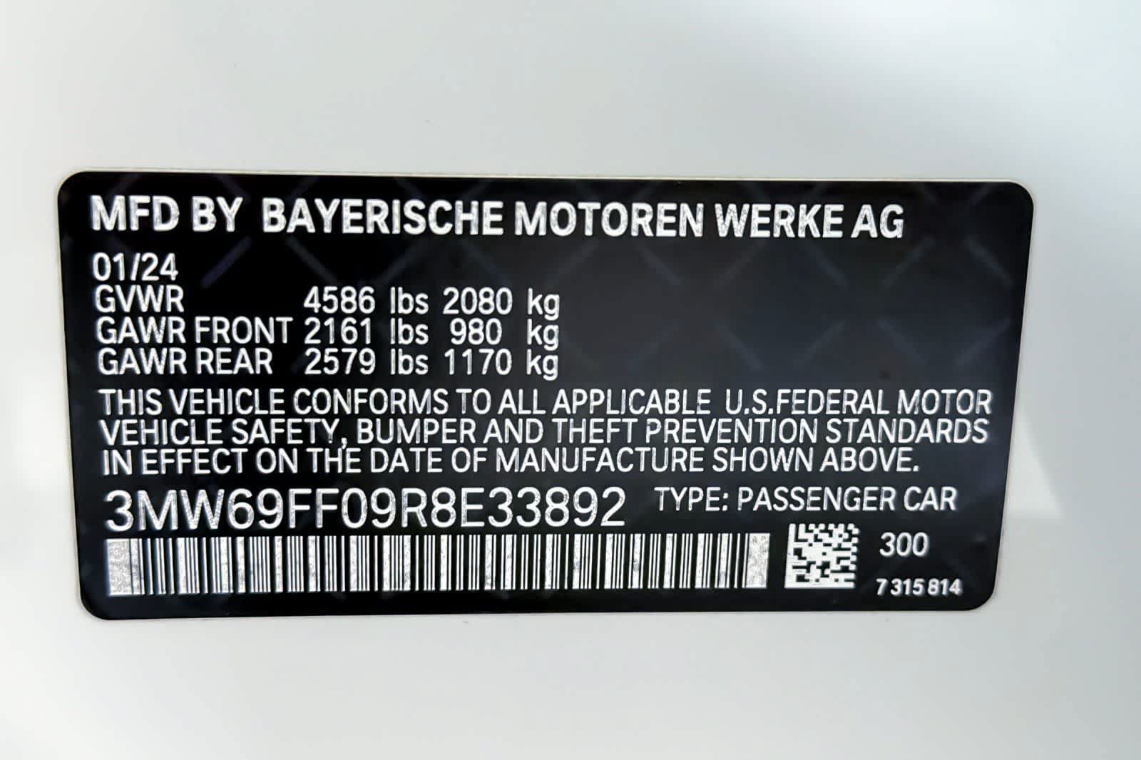 Used 2024 BMW 330i Sedan w/ Premium Package RWD image 28