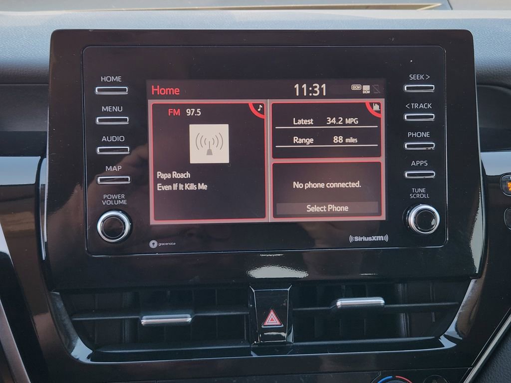 Used 2024 Toyota Camry SE image 21