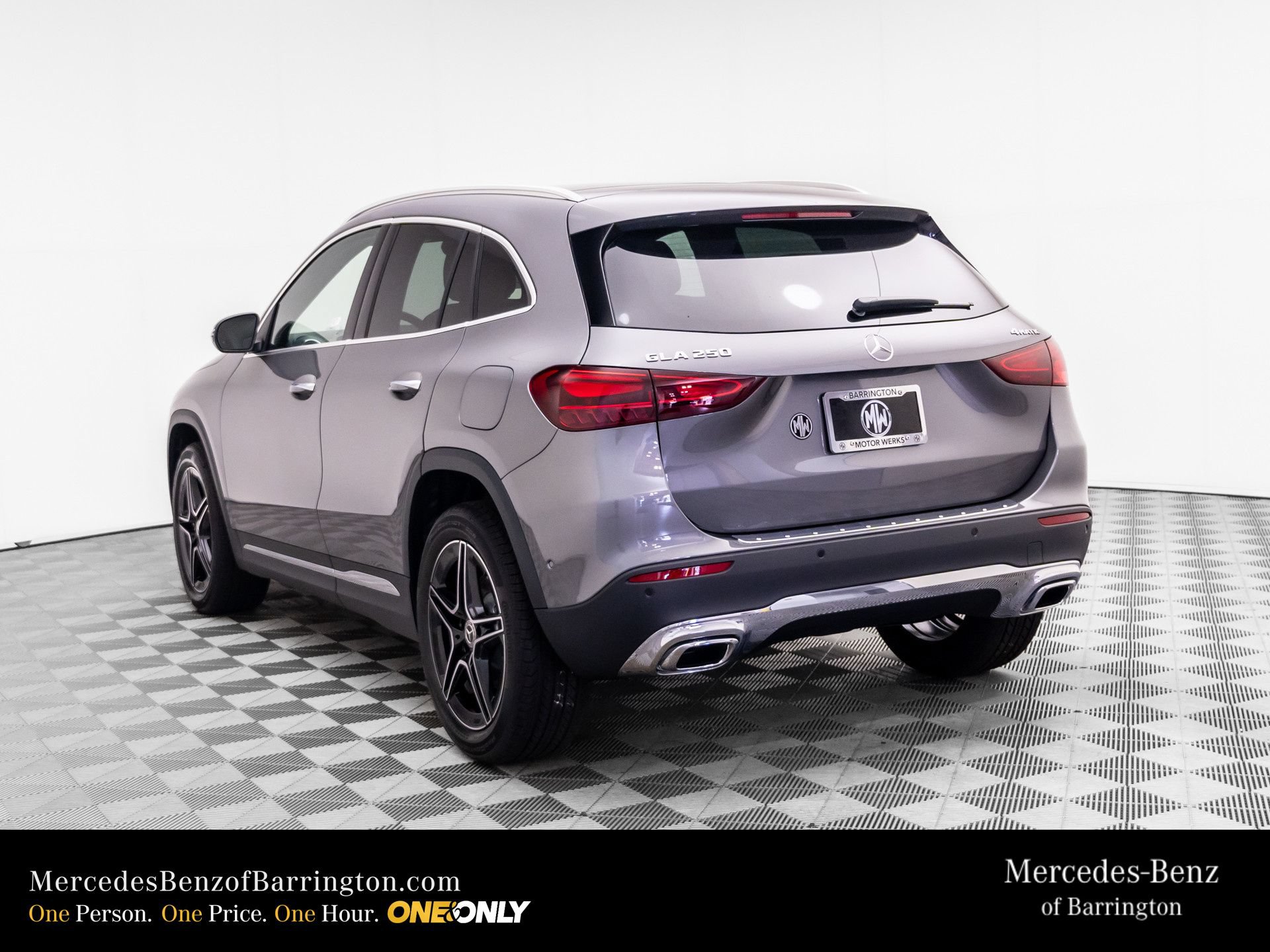New 2026 Mercedes-Benz GLA 250 4MATIC image 3
