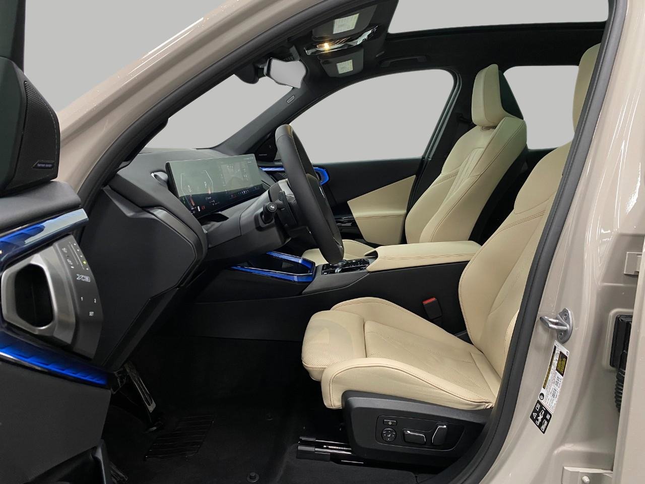 Certified 2026 BMW X3 xDrive30 w/ Premium Package image 28