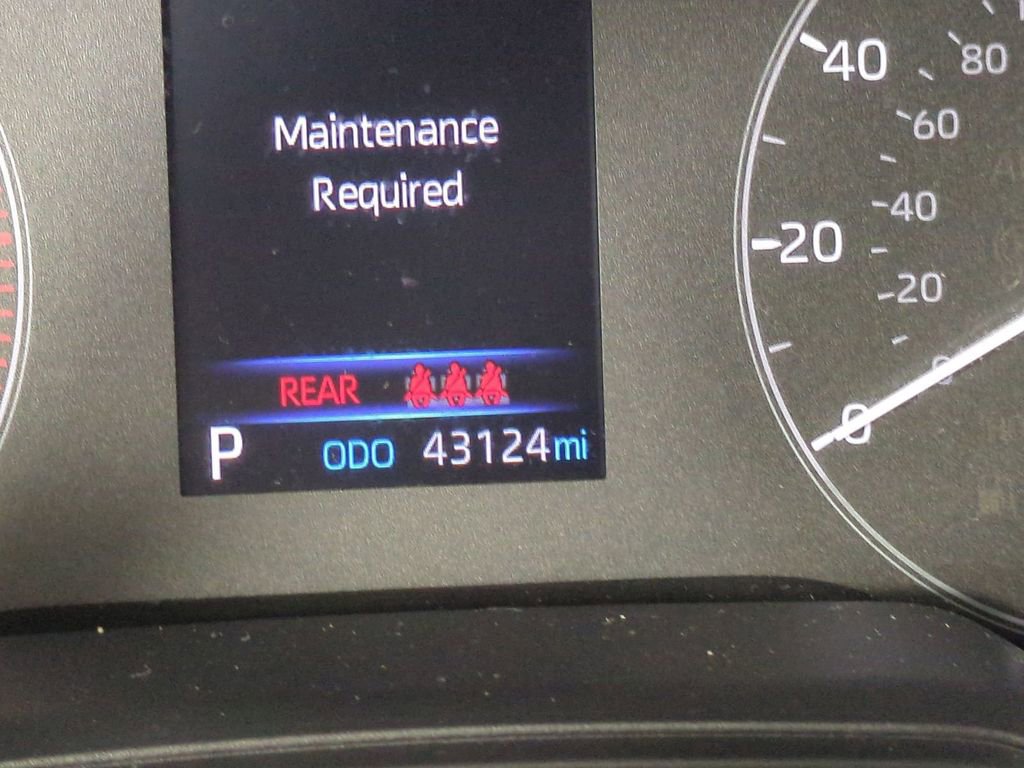 Used 2023 Toyota Corolla LE image 34