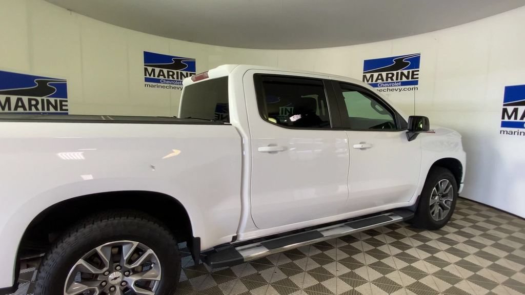 Used 2021 Chevrolet Silverado 1500 RST AWD/4WD image 2
