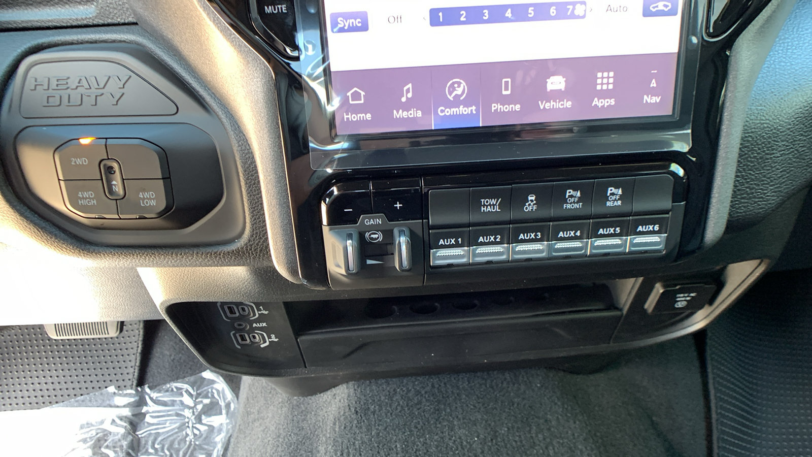 New 2026 RAM 2500 Tradesman AWD/4WD image 18