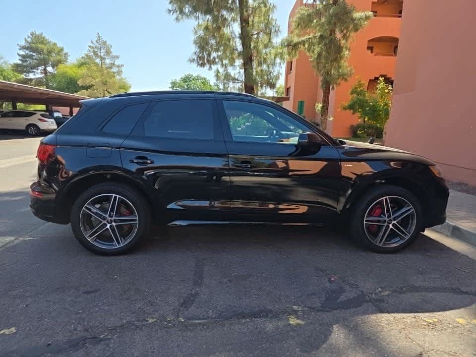 Used 2024 Audi Q5 e Premium Plus w/ Premium Plus Package AWD/4WD image 8