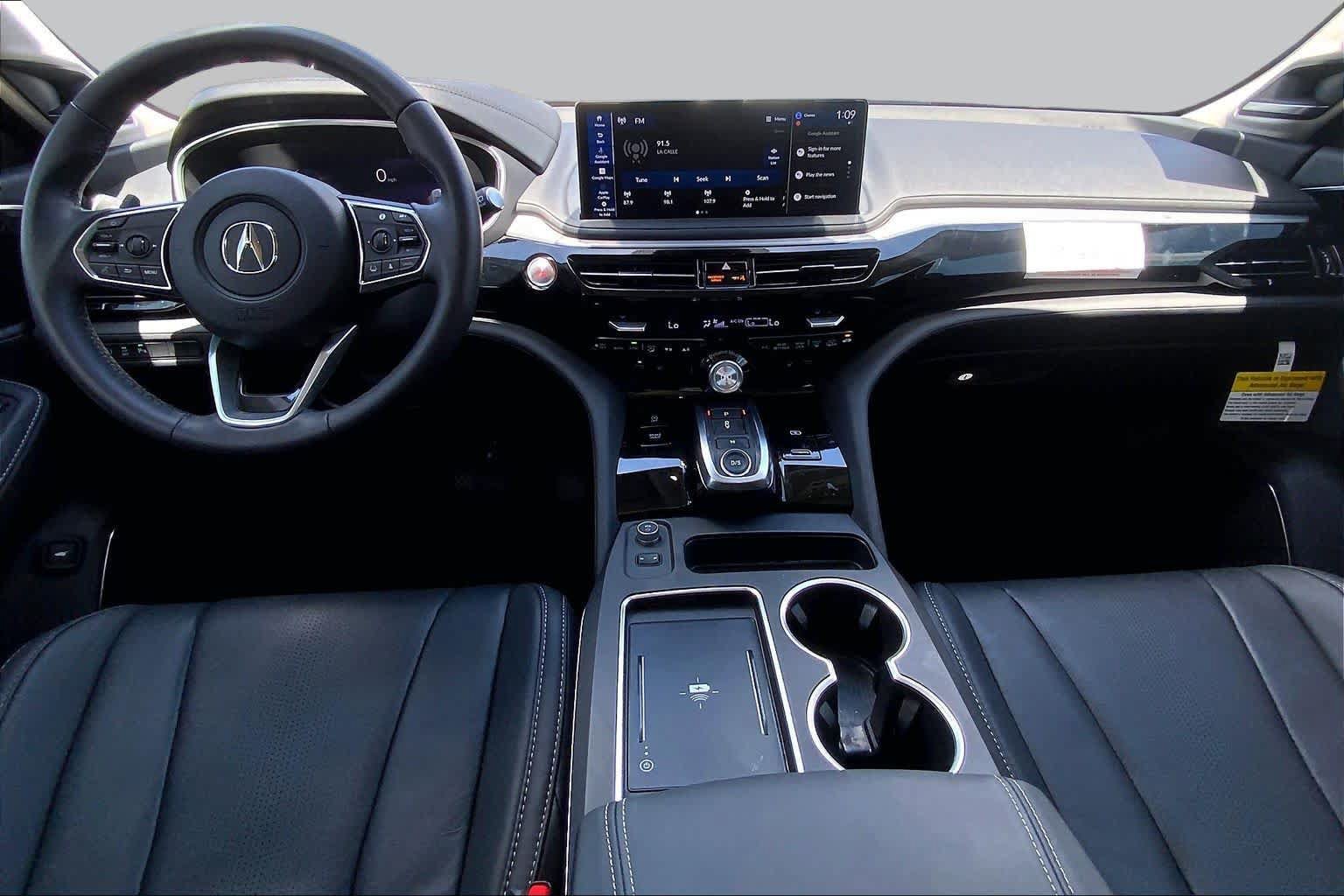 Used 2026 Acura MDX w/ Technology Package FWD image 16
