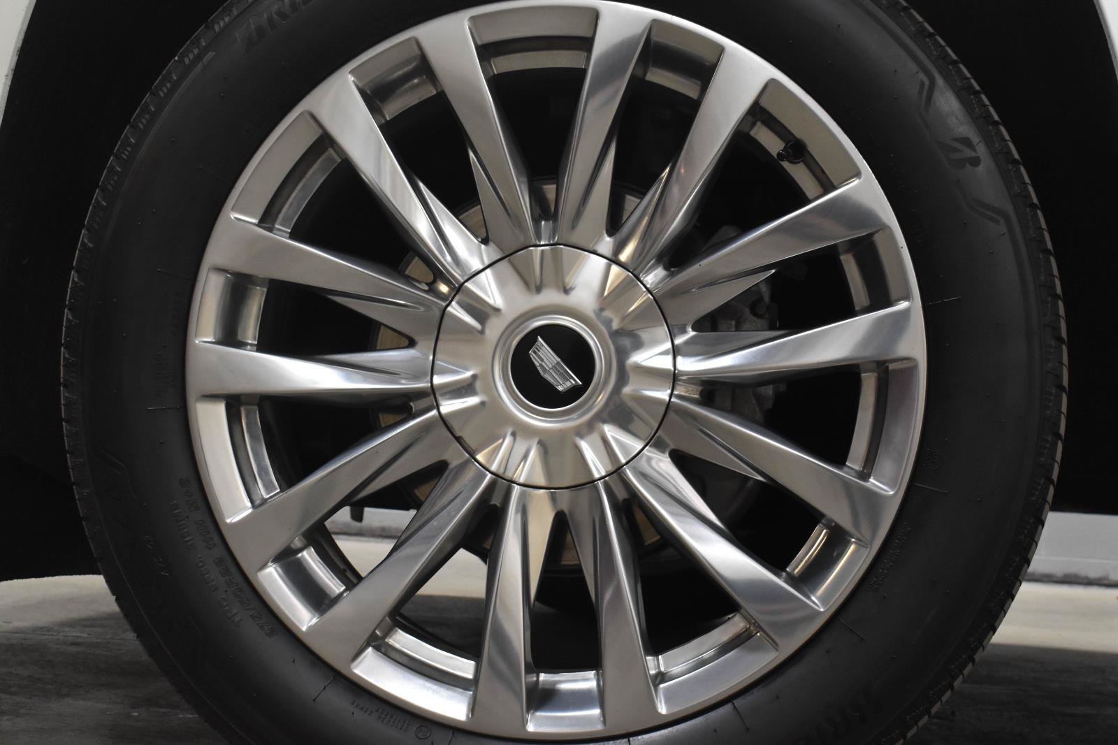 Used 2023 Cadillac Escalade ESV Premium Luxury w/ LPO, Floor Liner Package AWD/4WD image 35