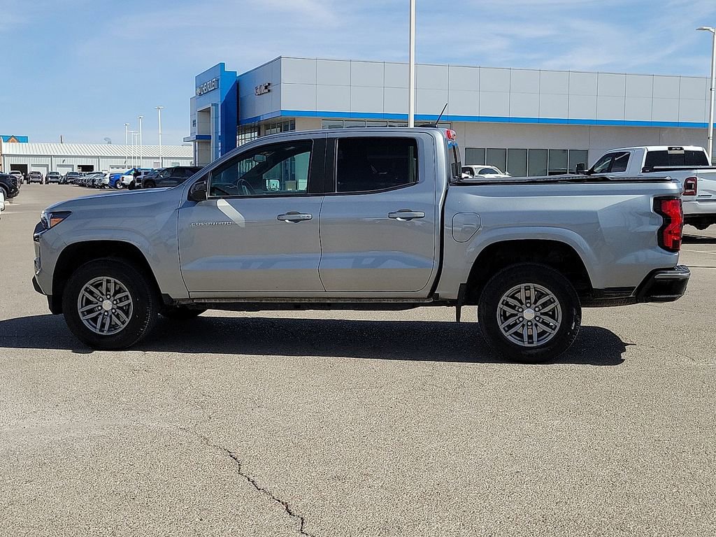 Used 2024 Chevrolet Colorado LT w/ LT Convenience Package II image 6