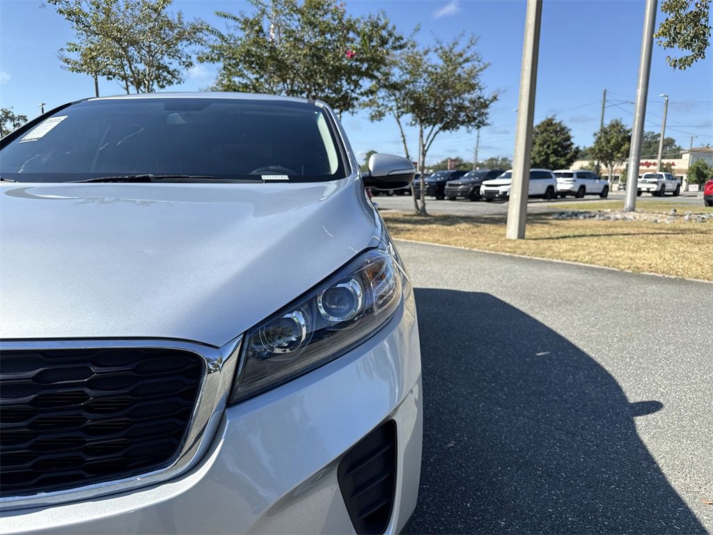 Used 2020 Kia Sorento LX image 9