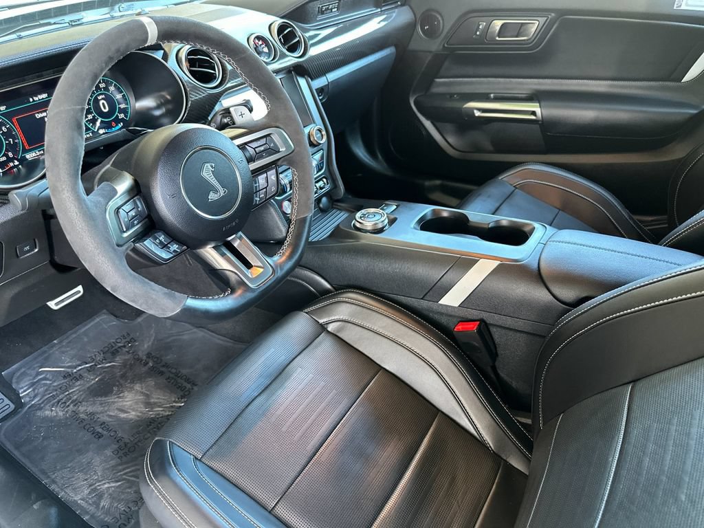 Certified 2021 Ford Mustang Shelby GT500 w/ Technology Package RWD image 9