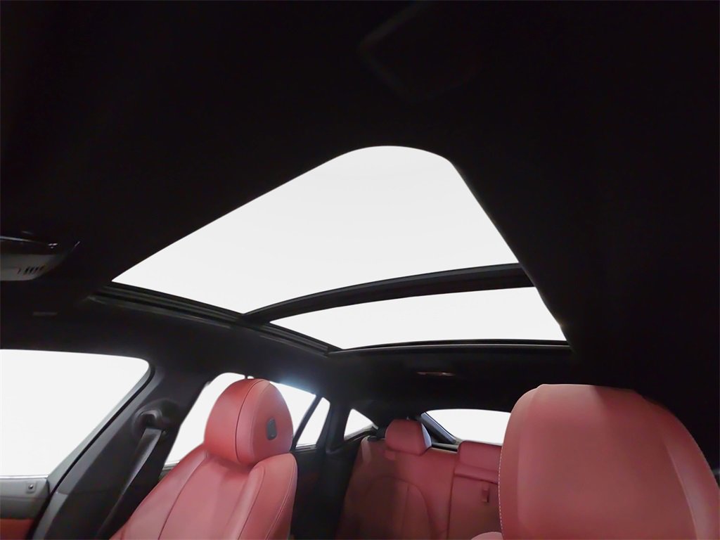 Used 2021 BMW X6 sDrive40i w/ Convenience Package image 28