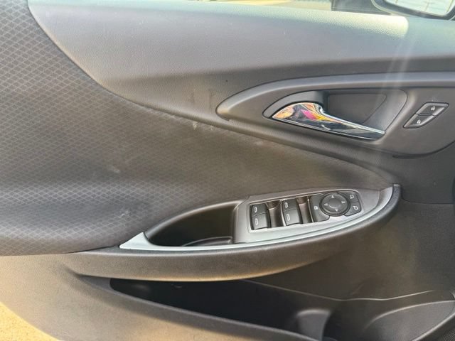 Used 2018 Chevrolet Malibu LS FWD image 19