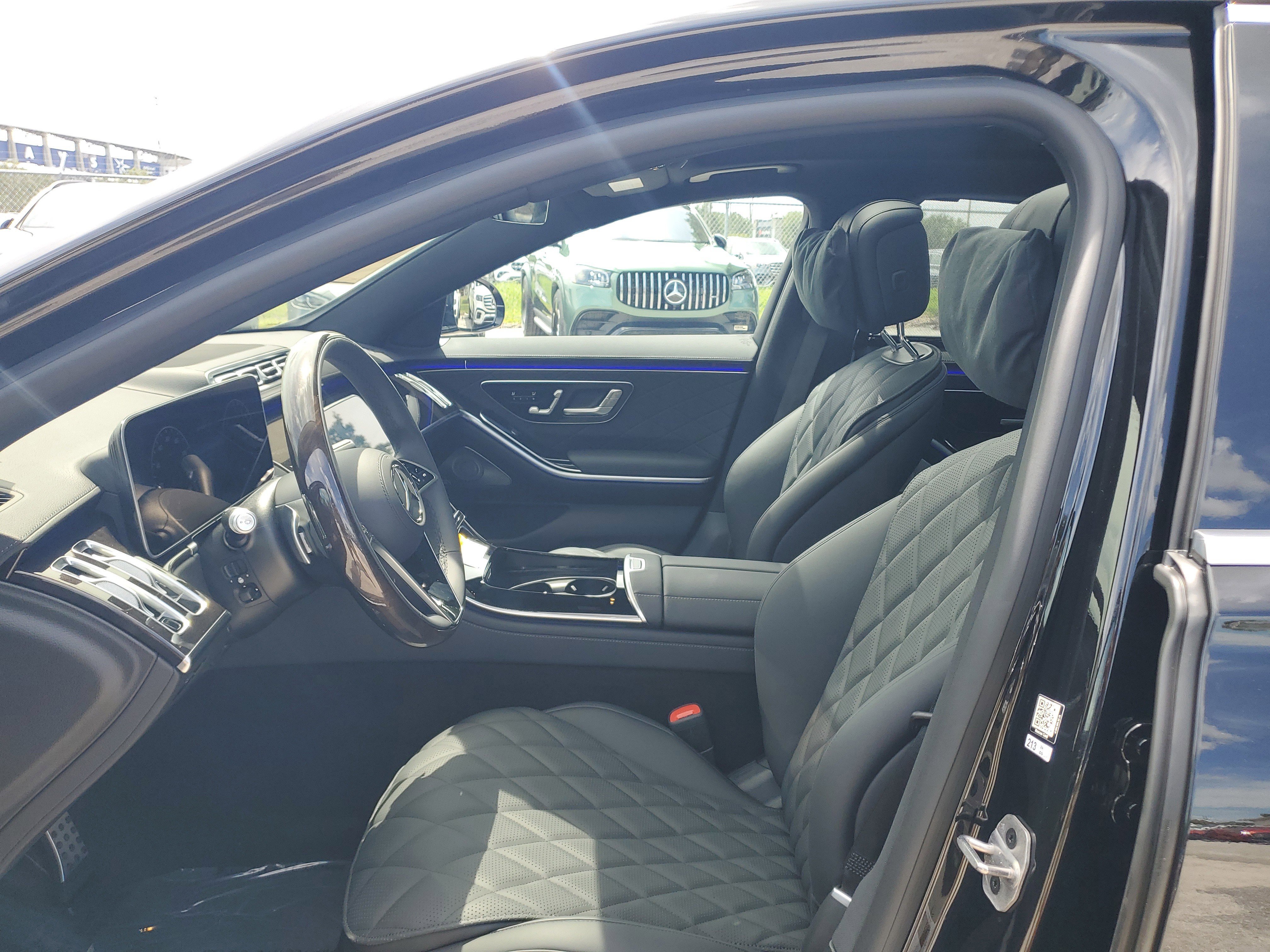 New 2026 Mercedes-Benz S 580e 4MATIC Sedan image 23