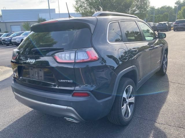 Used 2021 Jeep Cherokee Limited w/ Elite Package FWD image 10