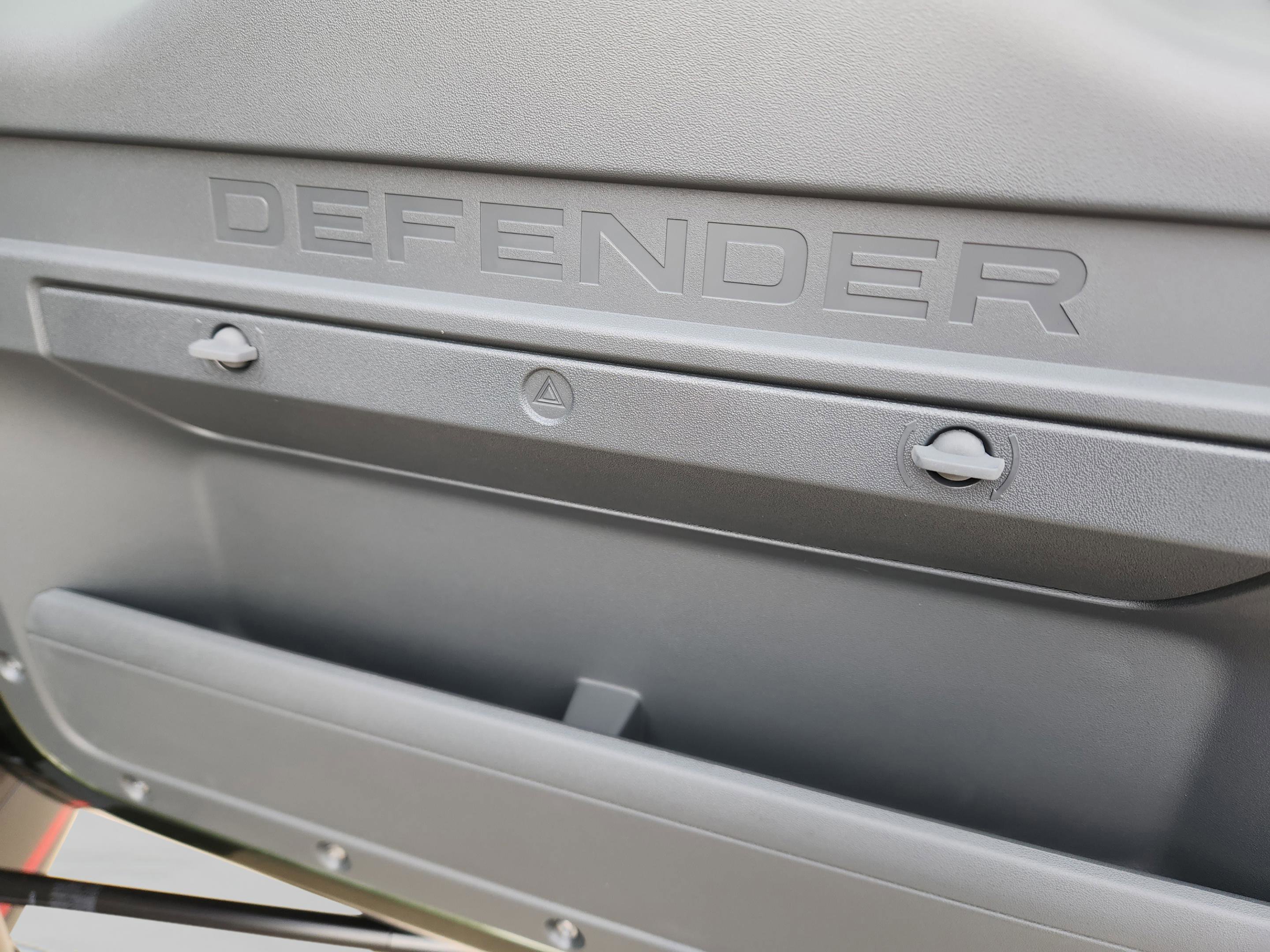 New 2026 Land Rover Defender 110 S AWD/4WD image 27