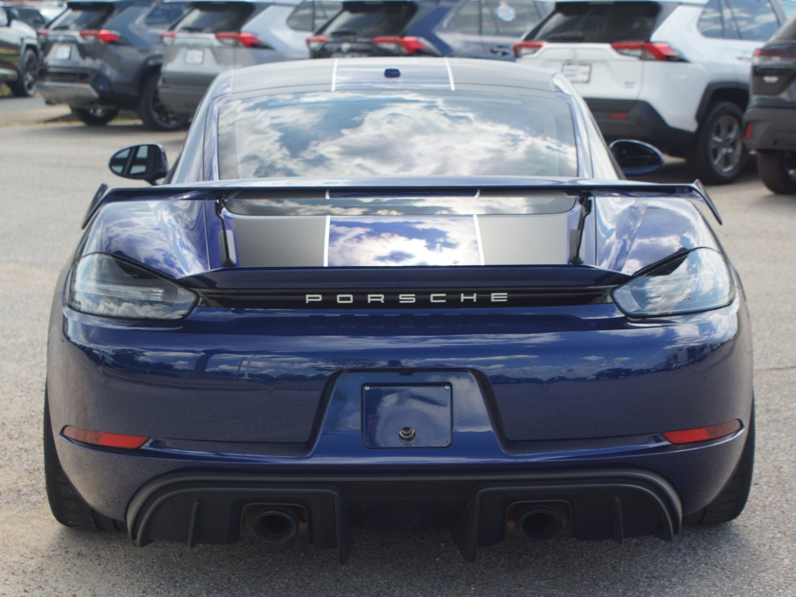 Used 2021 Porsche 718 Cayman GT4 RWD image 20