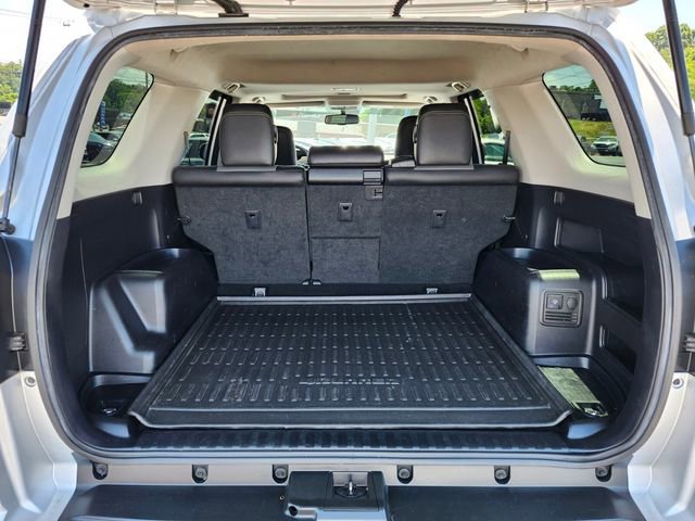 Used 2017 Toyota 4Runner SR5 Premium AWD/4WD image 19