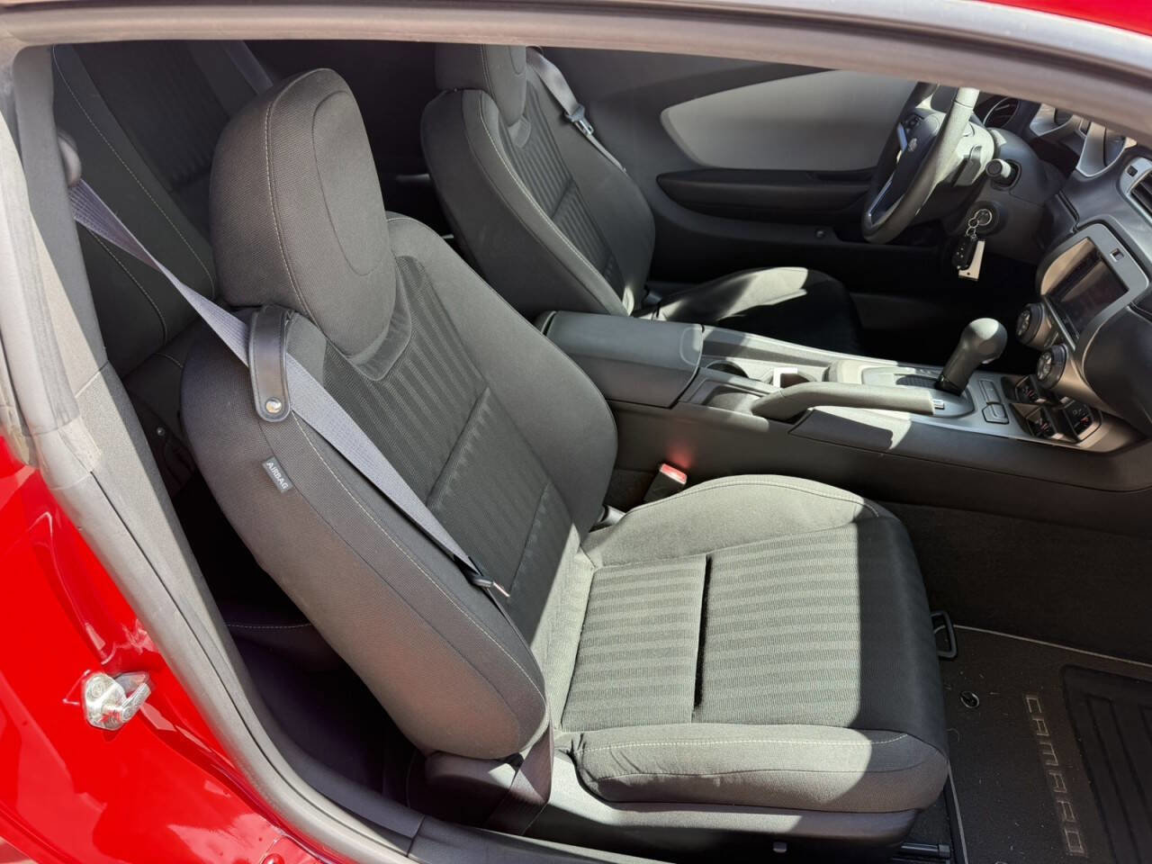 Used 2015 Chevrolet Camaro LS RWD image 17