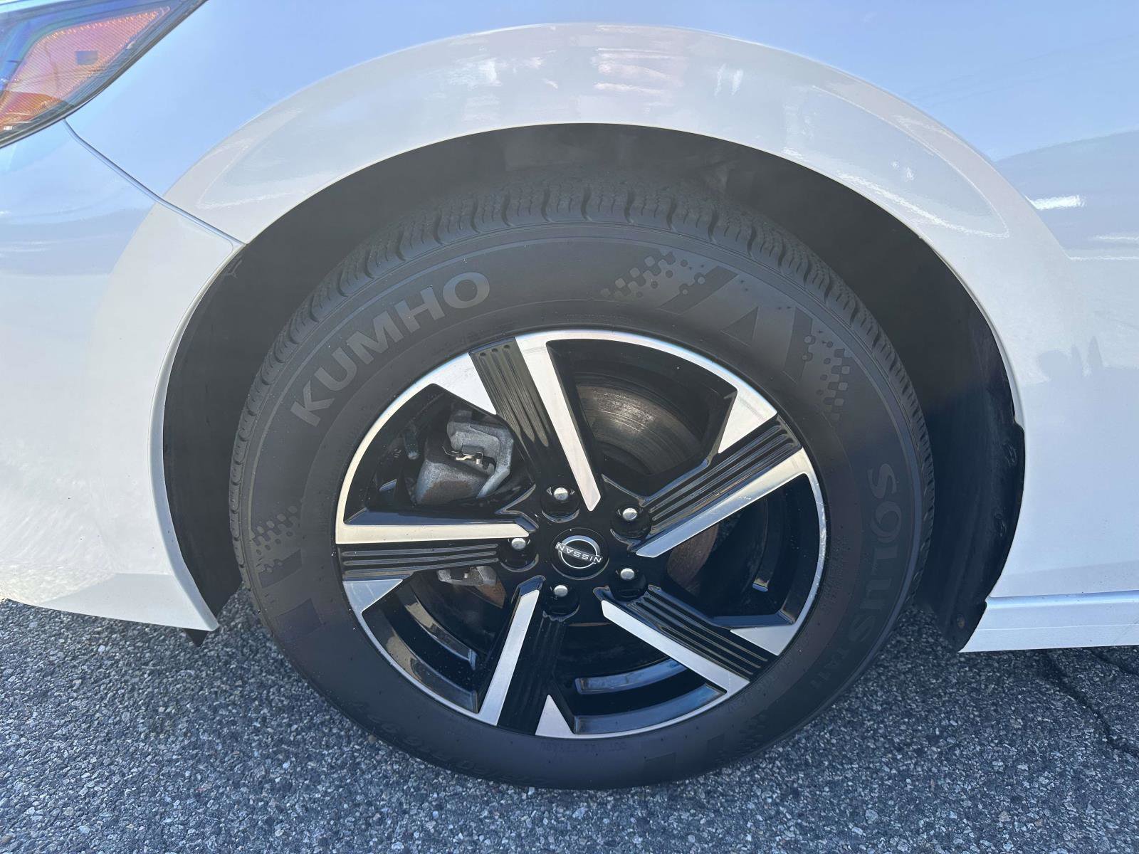 Used 2024 Nissan Sentra SV image 8