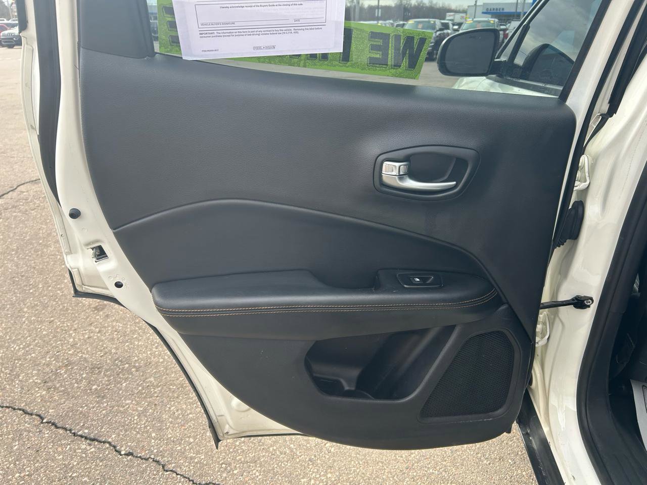 Used 2019 Jeep Compass Limited AWD/4WD image 13