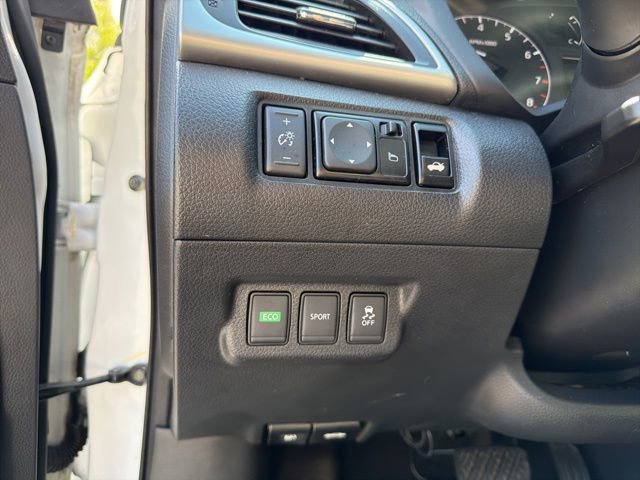 Used 2017 Nissan Sentra S image 19