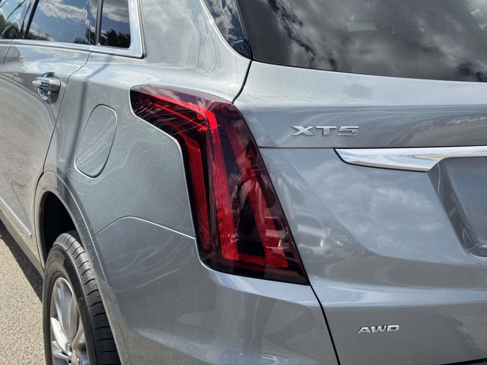 Certified 2023 Cadillac XT5 Premium Luxury image 9