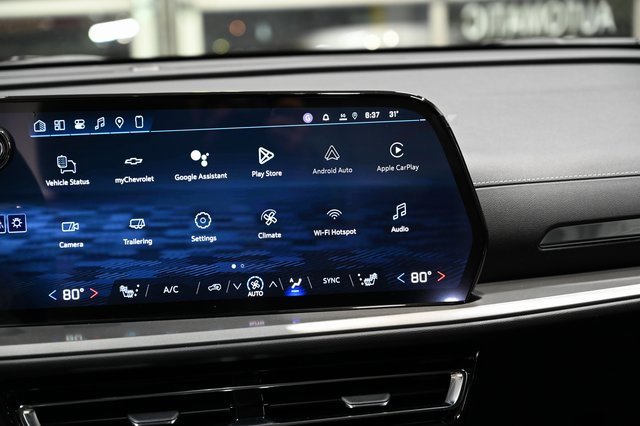 New 2026 Chevrolet Traverse LT w/ Sun and Wheel Package image 16