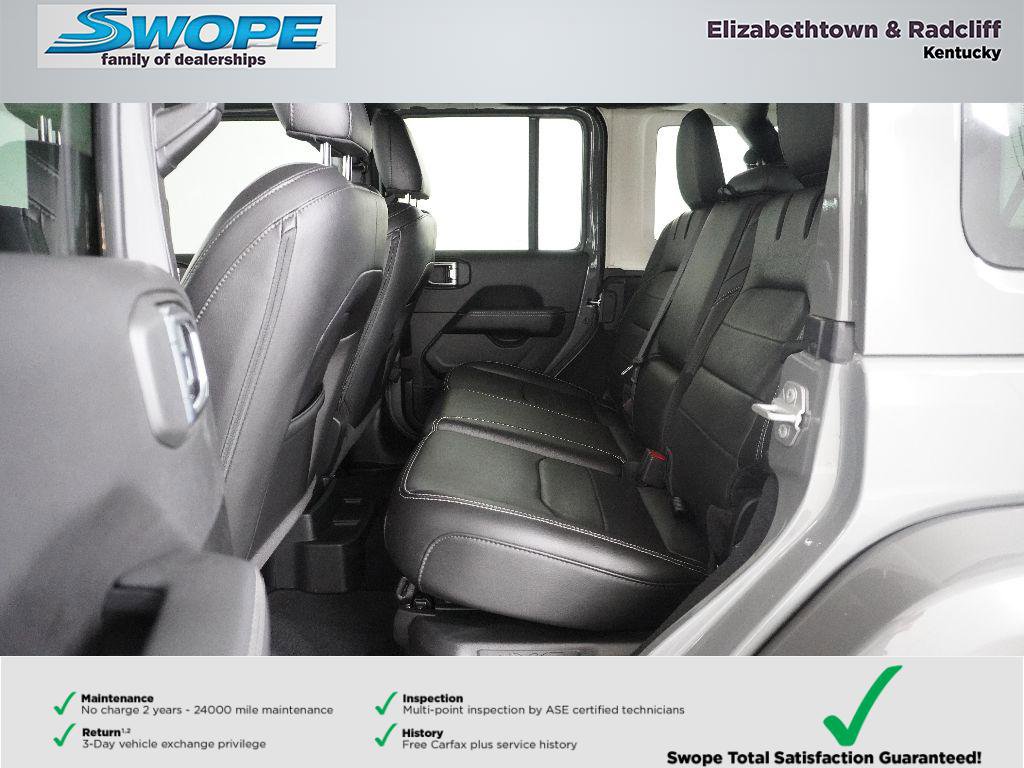 Used 2022 Jeep Wrangler Unlimited Sahara w/ Cold Weather Group AWD/4WD image 13