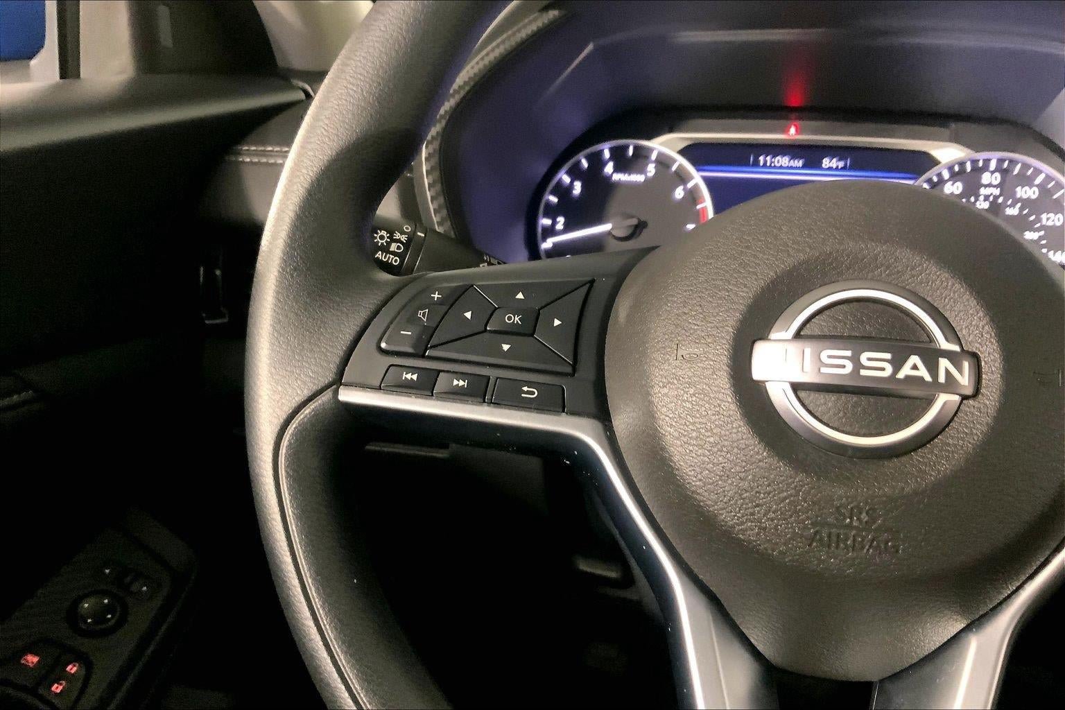 Used 2025 Nissan Sentra SV FWD image 19