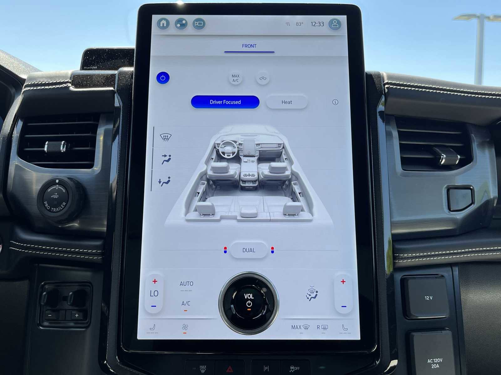 New 2023 Ford F150 Lightning Platinum AWD/4WD image 22