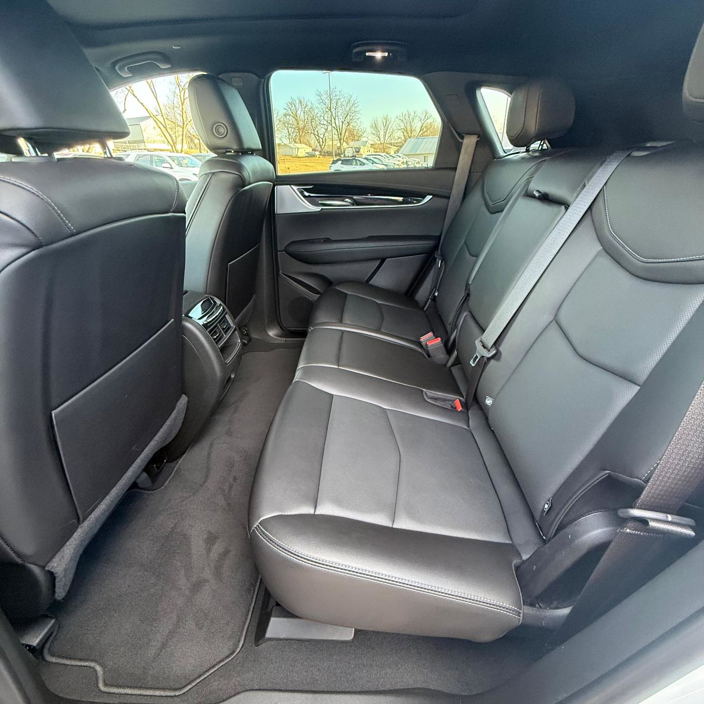 Used 2025 Cadillac XT5 Premium Luxury image 9