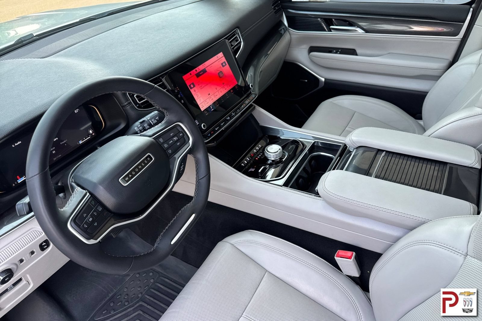 Used 2023 Jeep Wagoneer 4WD w/ Premium Group I image 10
