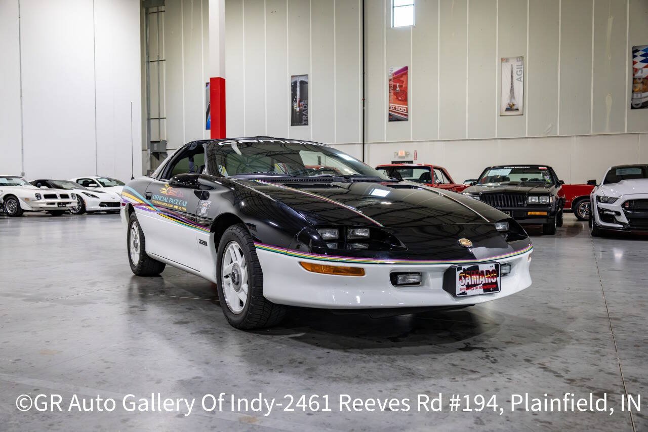 Used 1993 Chevrolet Camaro Z28 RWD image 8