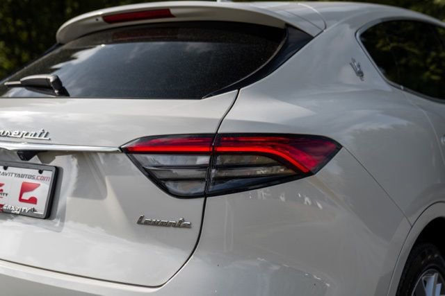 Used 2022 Maserati Levante GT AWD/4WD image 16