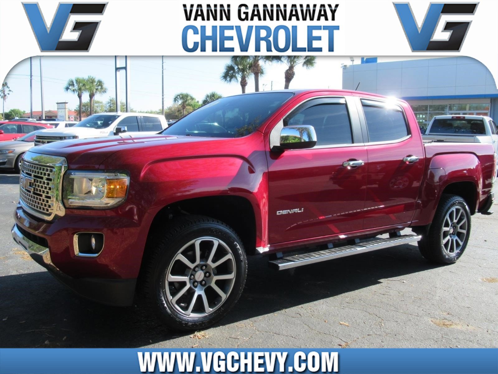 Used 2020 GMC Canyon Denali image 1