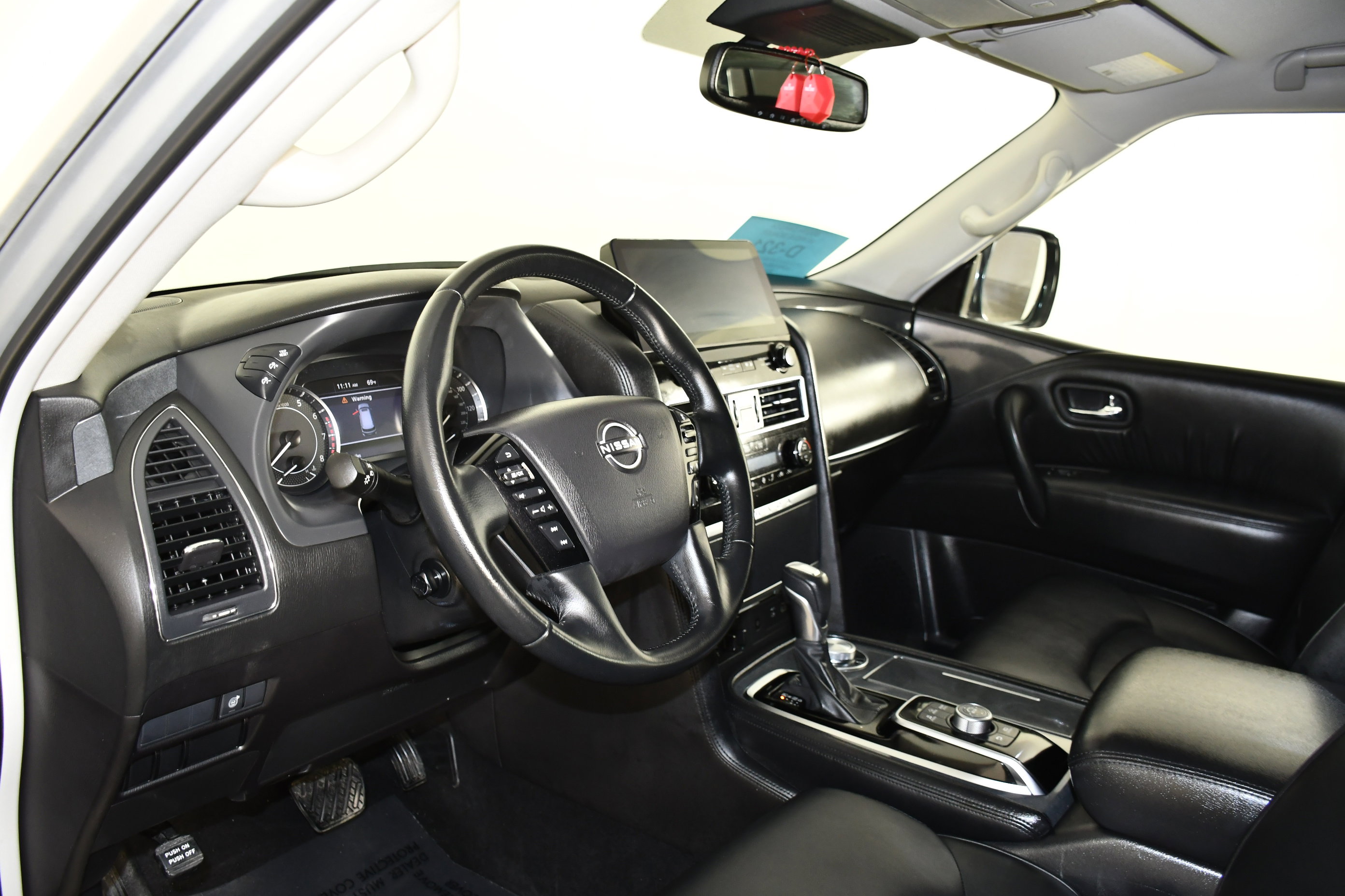 Used 2024 Nissan Armada SV image 39