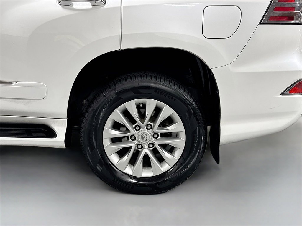 Used 2019 Lexus GX 460 image 12