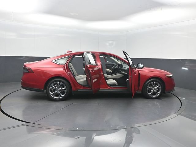 Used 2023 Honda Accord EX image 36