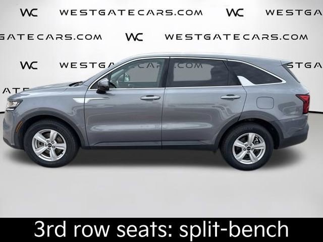 Used 2021 Kia Sorento LX image 10