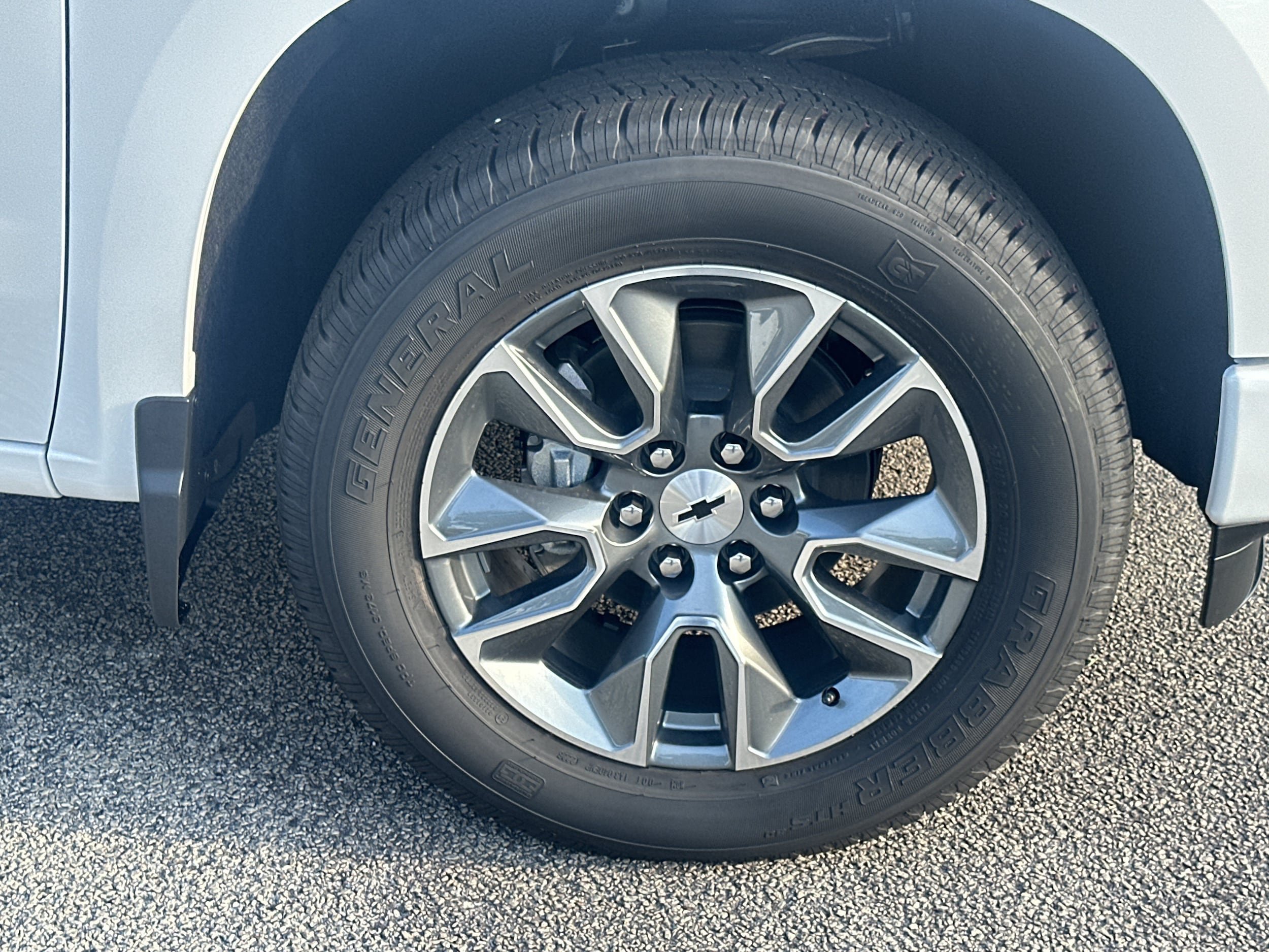 New 2026 Chevrolet Silverado 1500 RST AWD/4WD image 12