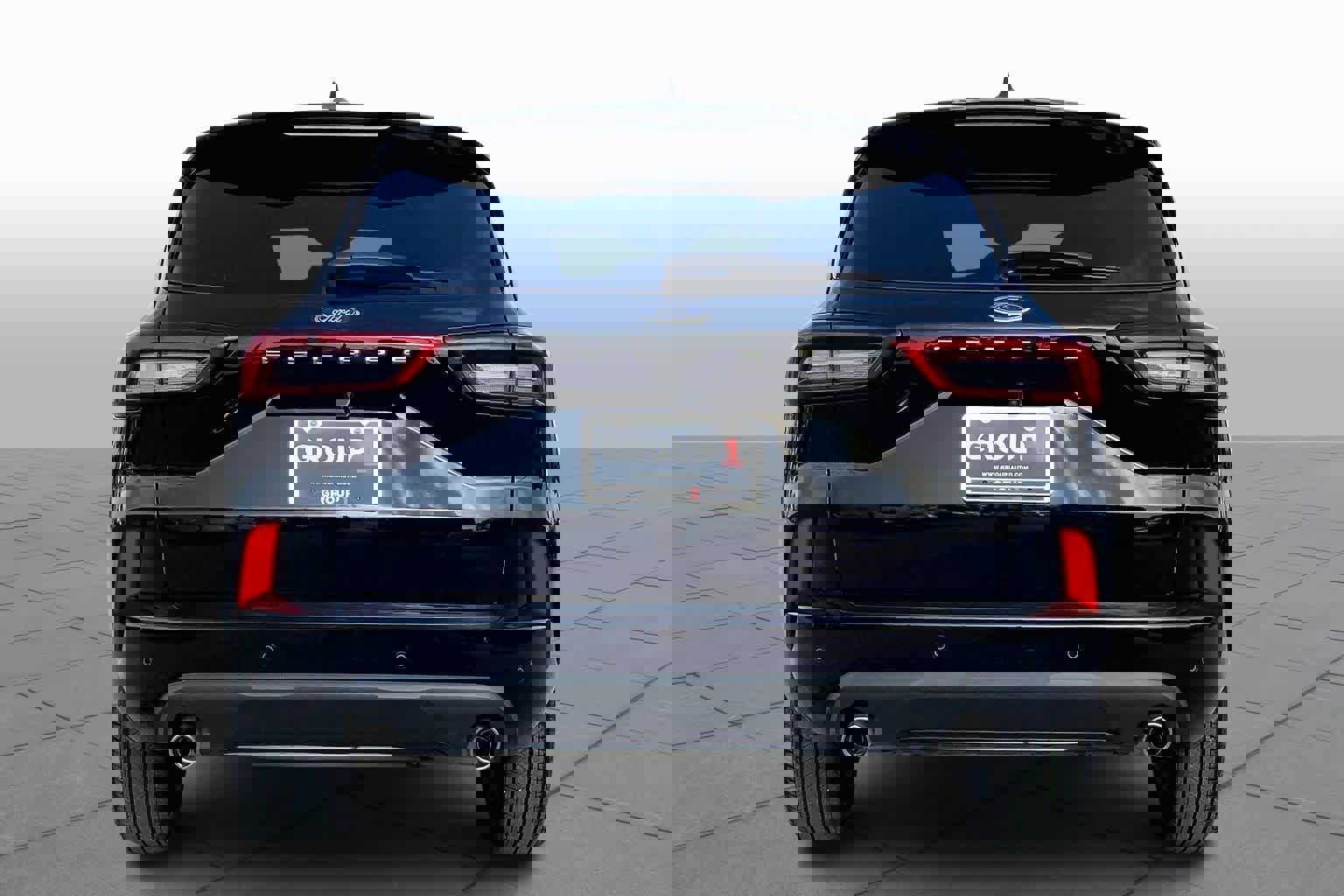 Used 2024 Ford Escape ST-Line w/ Tech Pack #1 image 4