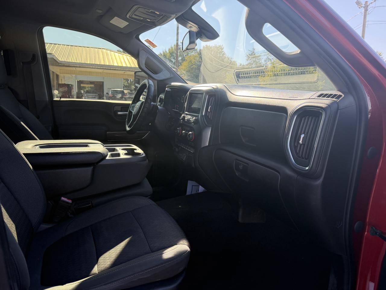 Used 2021 Chevrolet Silverado 2500 LT w/ Convenience Package AWD/4WD image 13