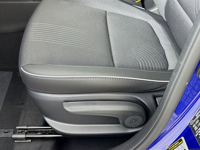 Used 2025 Hyundai Venue Limited FWD image 30