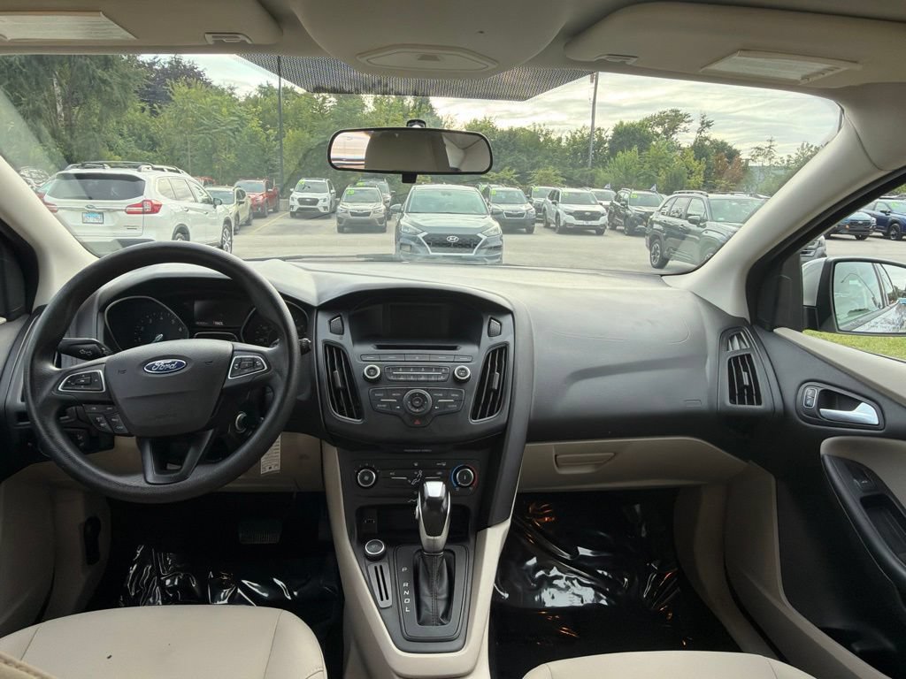 Used 2016 Ford Focus SE FWD image 24