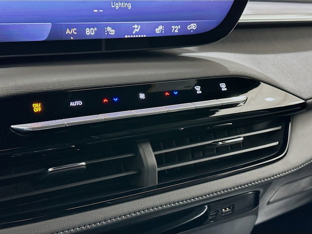 Used 2026 Buick Enclave Sport Touring w/ Power Package image 16