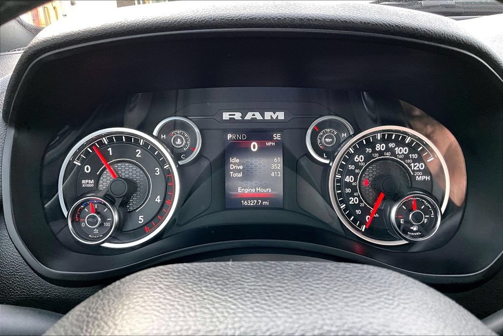 Used 2024 RAM 2500 Big Horn w/ Night Edition AWD/4WD image 26