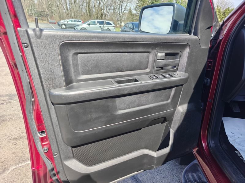 Used 2019 RAM 1500 Express image 15