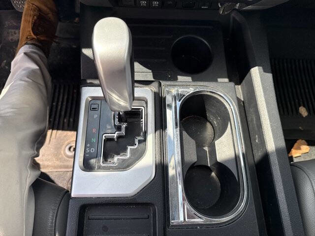 Used 2020 Toyota Tundra Limited w/ Limited Premium Package image 26