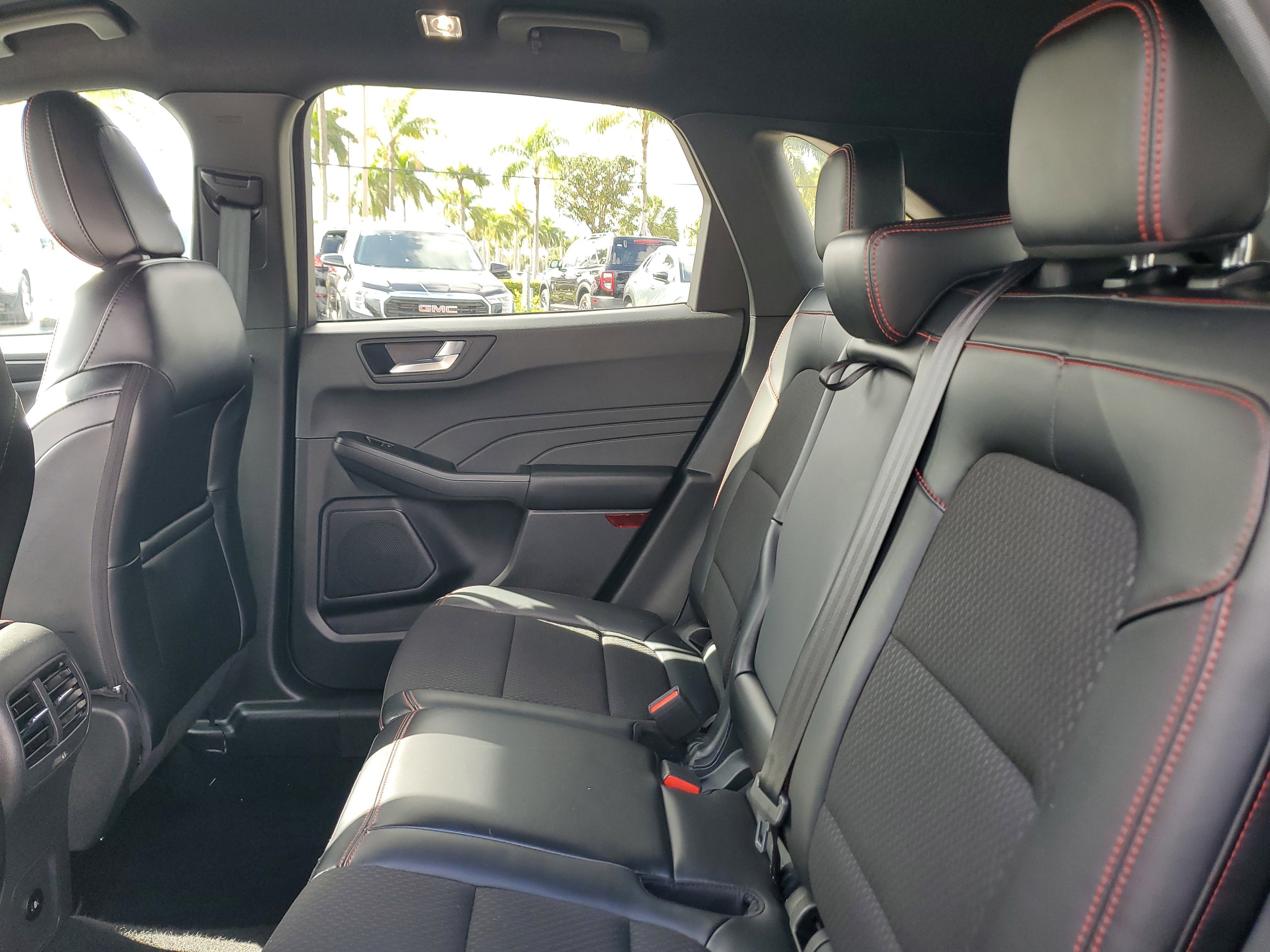 Certified 2024 Ford Escape ST-Line w/ Tech Pack #1 image 20